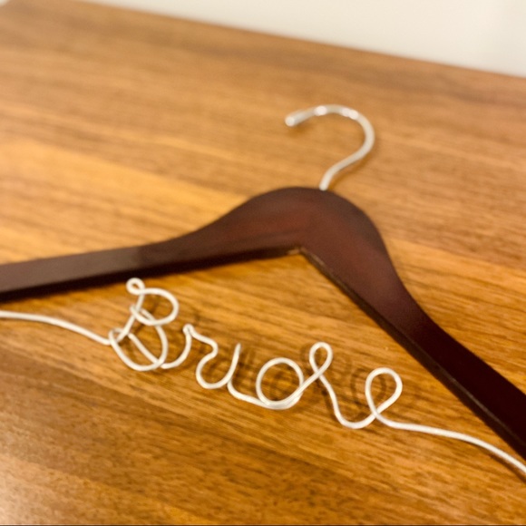 🚨SOLD🚨Bride & Groom Wooden Hangers - Picture 4 of 4